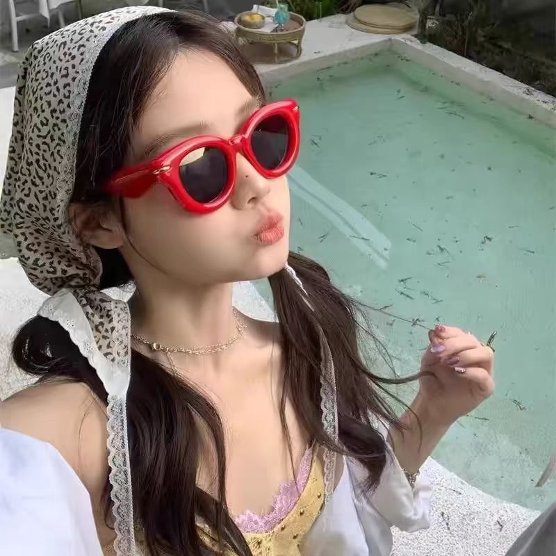 Fashionable and personalized sun protection sunglasses